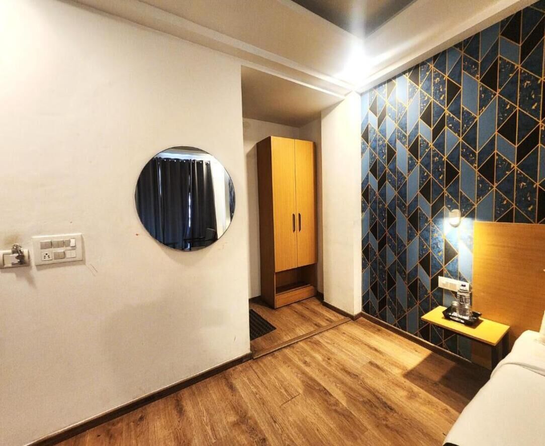 Deluxe Double Room, Balcony, City View | Desk, laptop workspace, free WiFi