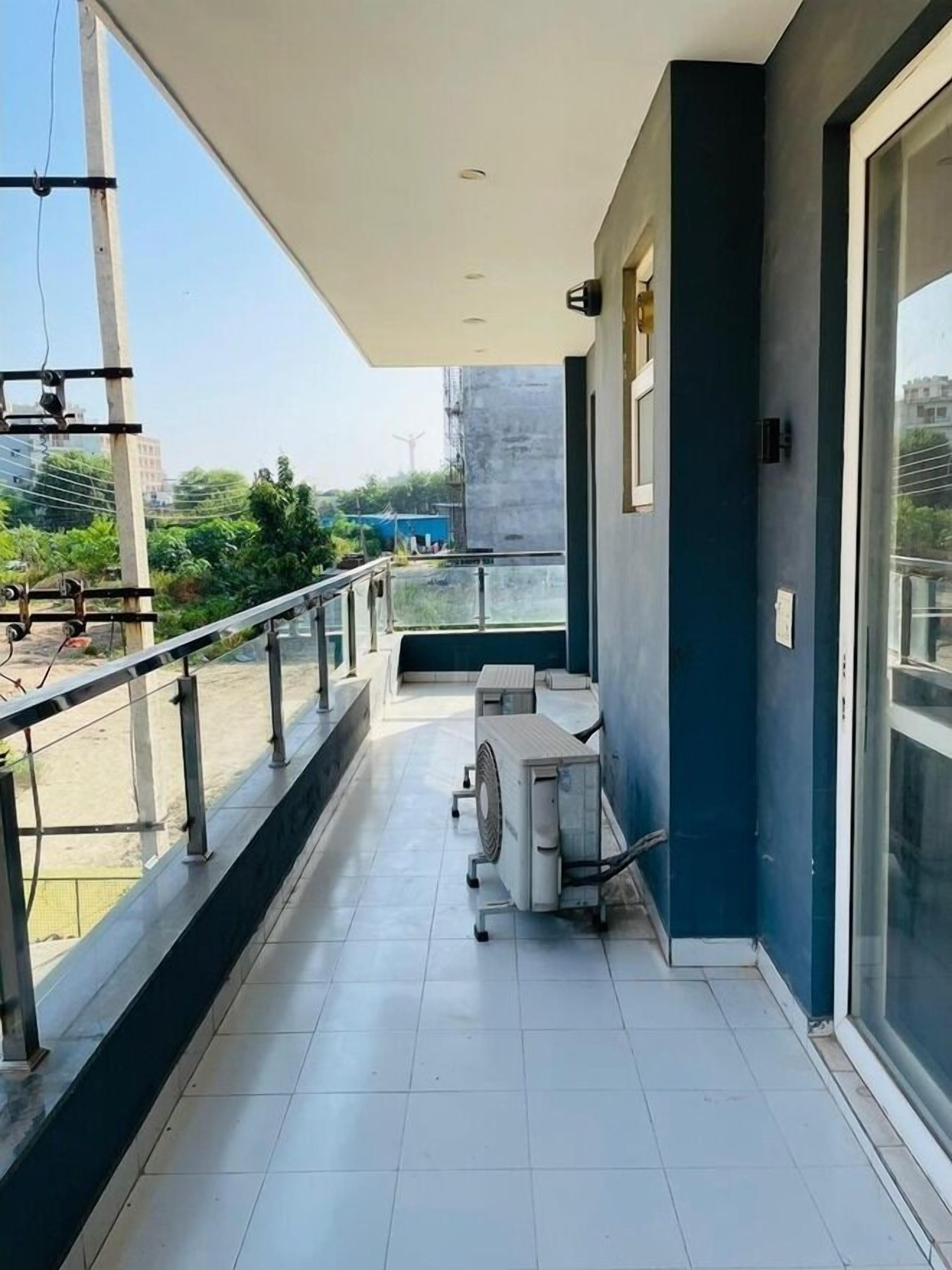 Deluxe Double Room, Balcony, City View | Balcony