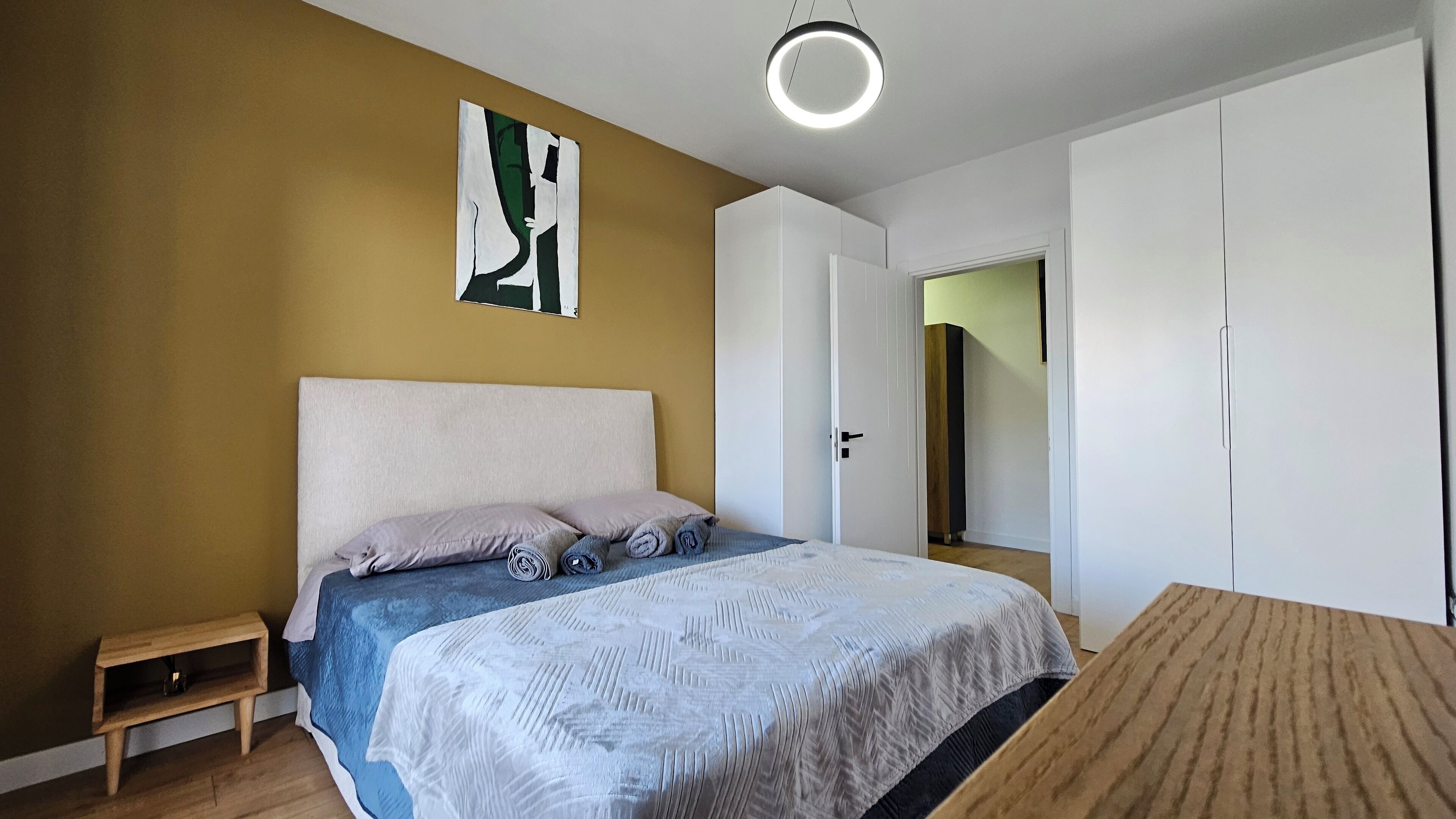 2 chambres, bureau, fer et planche à repasser, Wi-Fi gratuit