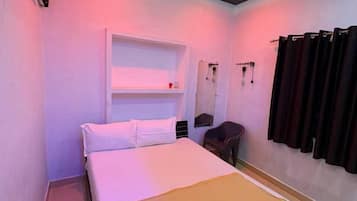 Standard Room, Balcony | Desk, laptop workspace, iron/ironing board, free WiFi