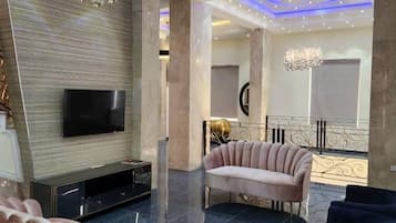 Deluxe Single Room, City View | Free WiFi
