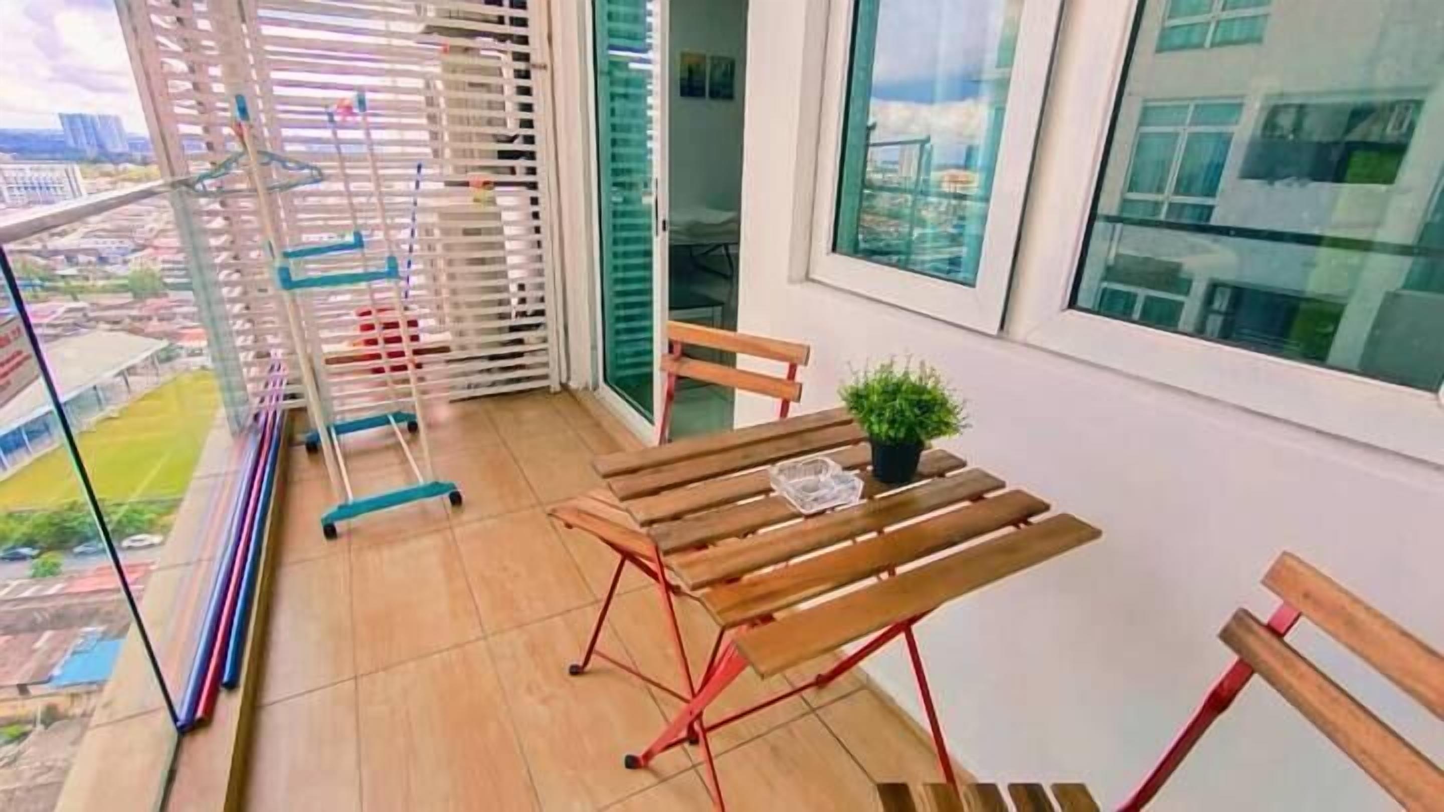 Basic Apartment | Terrace/patio