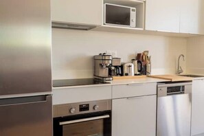 微波炉、烤箱、炉灶、洗碗机