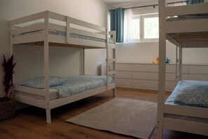 3 makuuhuonetta, ilmainen Wi-Fi, pääsy pyörätuolilla