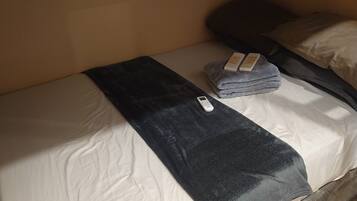 1 bedroom, Internet, bed sheets