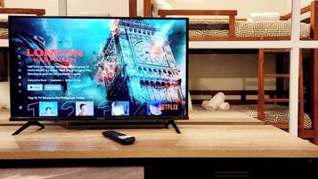 1 slaapkamer, een strijkplank/strijkijzer, wifi, beddengoed