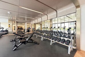 Fitness facility - Modern & Elegant Studio Apartment in Azizi Riviera (Dubai)