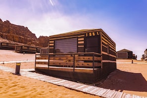 Royal suite, uitzicht op bergen | Verduisterende gordijnen