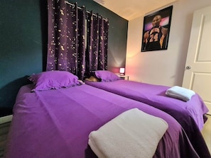 3 bedrooms, iron/ironing board, travel cot, free WiFi