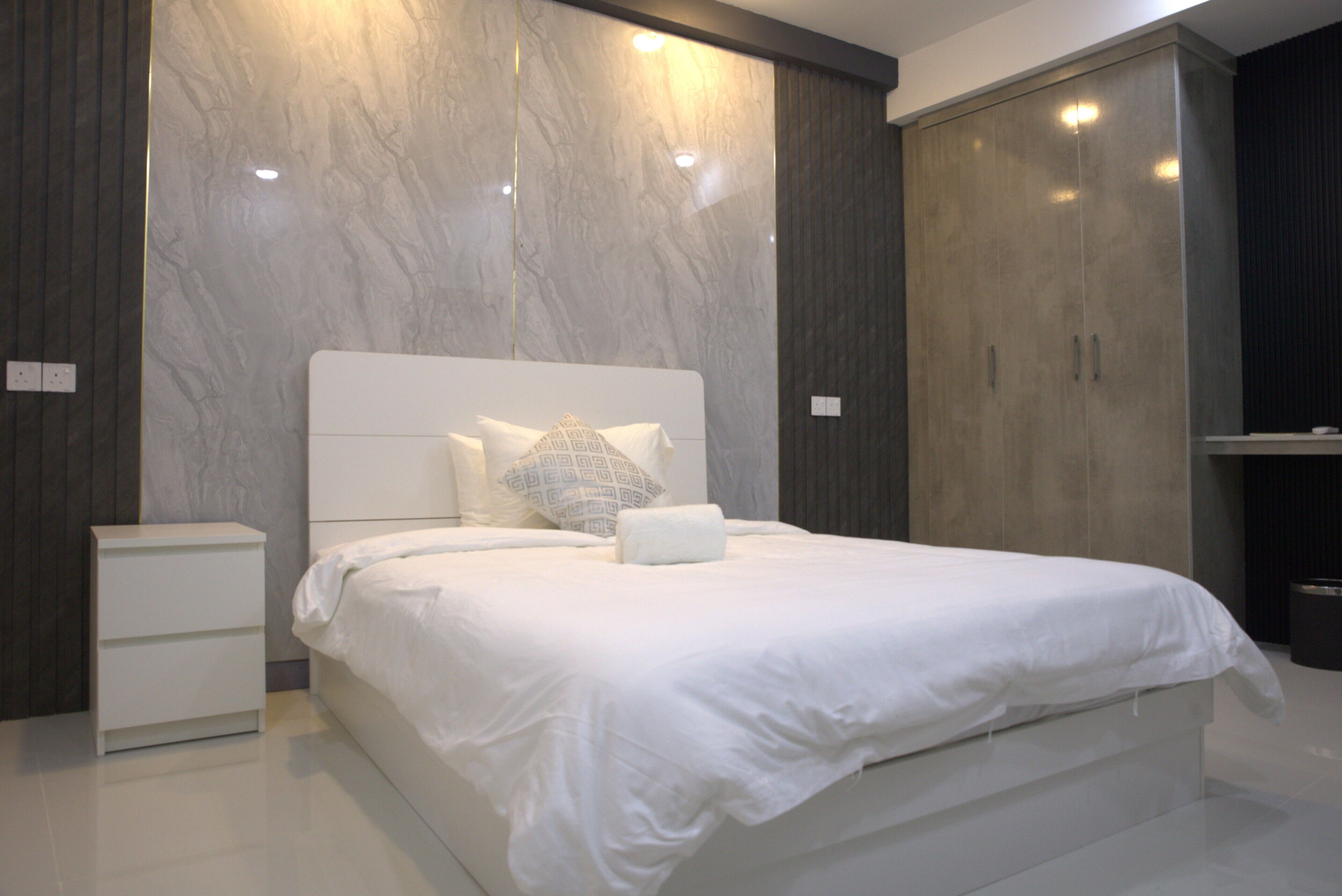 Deluxe Double Room, Beach View | In-room safe, desk, iron/ironing board, free WiFi