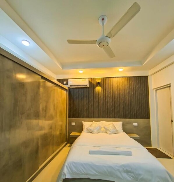 Standard Double Room, City View