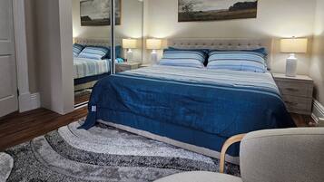 1 habitación, tabla de planchar con plancha, wifi y ropa de cama