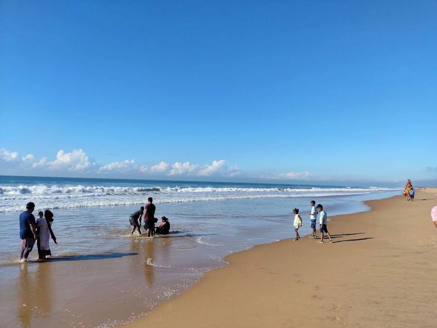 En la playa, arena blanca
