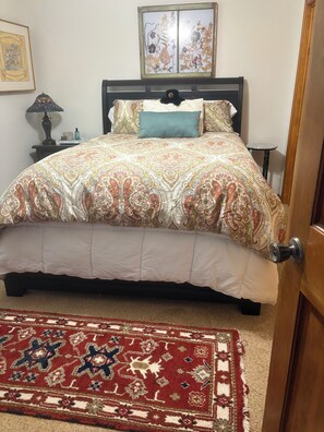 Iron/ironing board, WiFi, bed sheets - Flathead lakefront! with perennial Gardens & Sweeping Mtn lake views with Beach! (Lakeside)