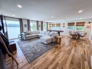 Smart TV, fireplace, table football