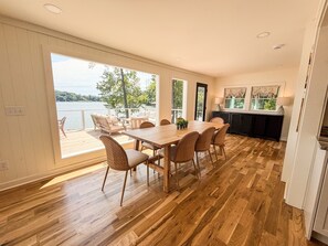 Dining - The Belmont Lake Retreat -Sleeps 14! (Belmont)