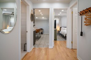 3 bedrooms, desk, free WiFi, bed sheets