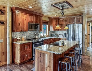 Private kitchen - Townhome E1 - 4th Lake Inlet, NY (Inlet)