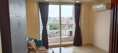 Deluxe Double Room, Balcony, Garden View