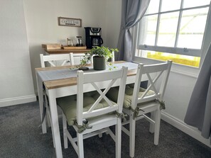 Dining - Seaside Stay in Teignmouth (Teignmouth)
