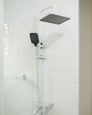 Basic Double Room | Desk, laptop workspace, free WiFi