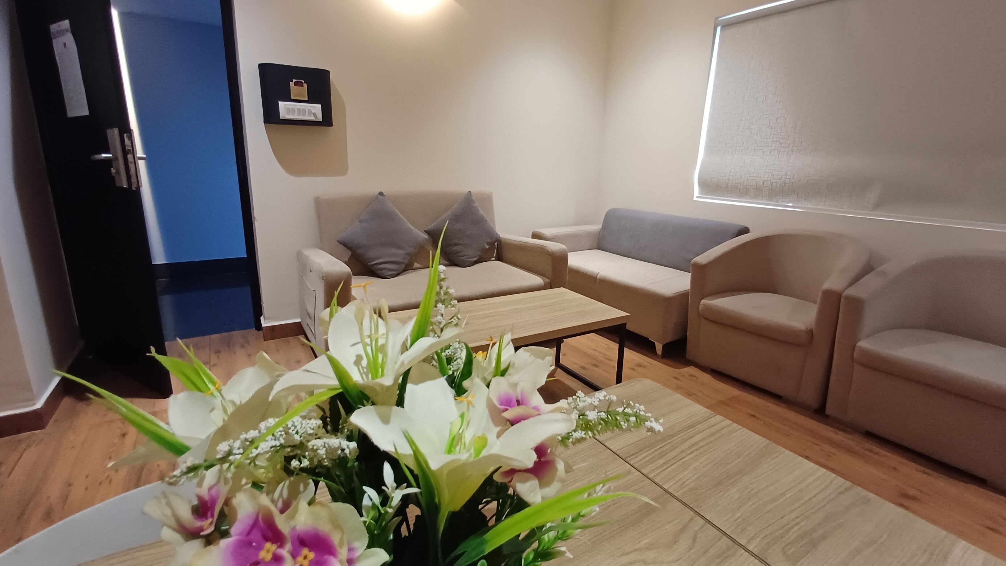 Estúdio executivo, vista para a cidade | Escrivaninha, espaço de trabalho para notebook, Wi-Fi de cortesia