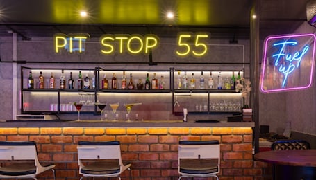 Bar (en la propiedad)