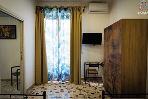 Comfort Quadruple Room, Balcony | In-room safe, iron/ironing board, free WiFi