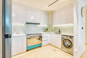 Premium Apartment, Balcony, City View | Private kitchen | Full-size fridge, microwave, oven, stovetop