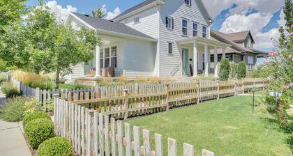 Utah Family Home: Pool & Tennis Court Access