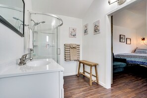 Apartment (0 Bedroom) | Interior