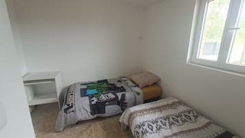 2 多间卧室、上网接入、床单