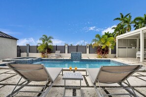Unclassified image, 2 of 90, button - Las Olas Villa 4BR Pool, Chef, Ocho Rios (Richmond)