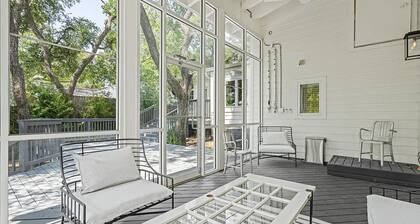 Central ATX, Spacious Yard - ACL! - The Library