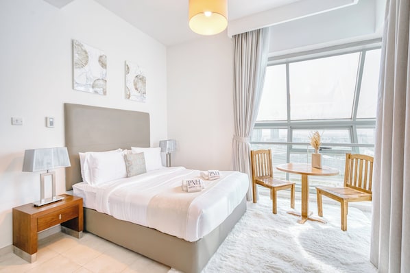 Exclusive Apartment, Balcony, City View | In-room safe, blackout drapes, free WiFi