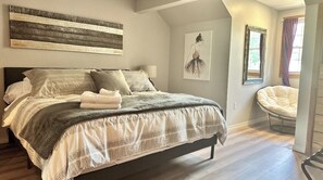 4 Schlafzimmer, Schreibtisch, Bügeleisen/Bügelbrett, kostenloses WLAN