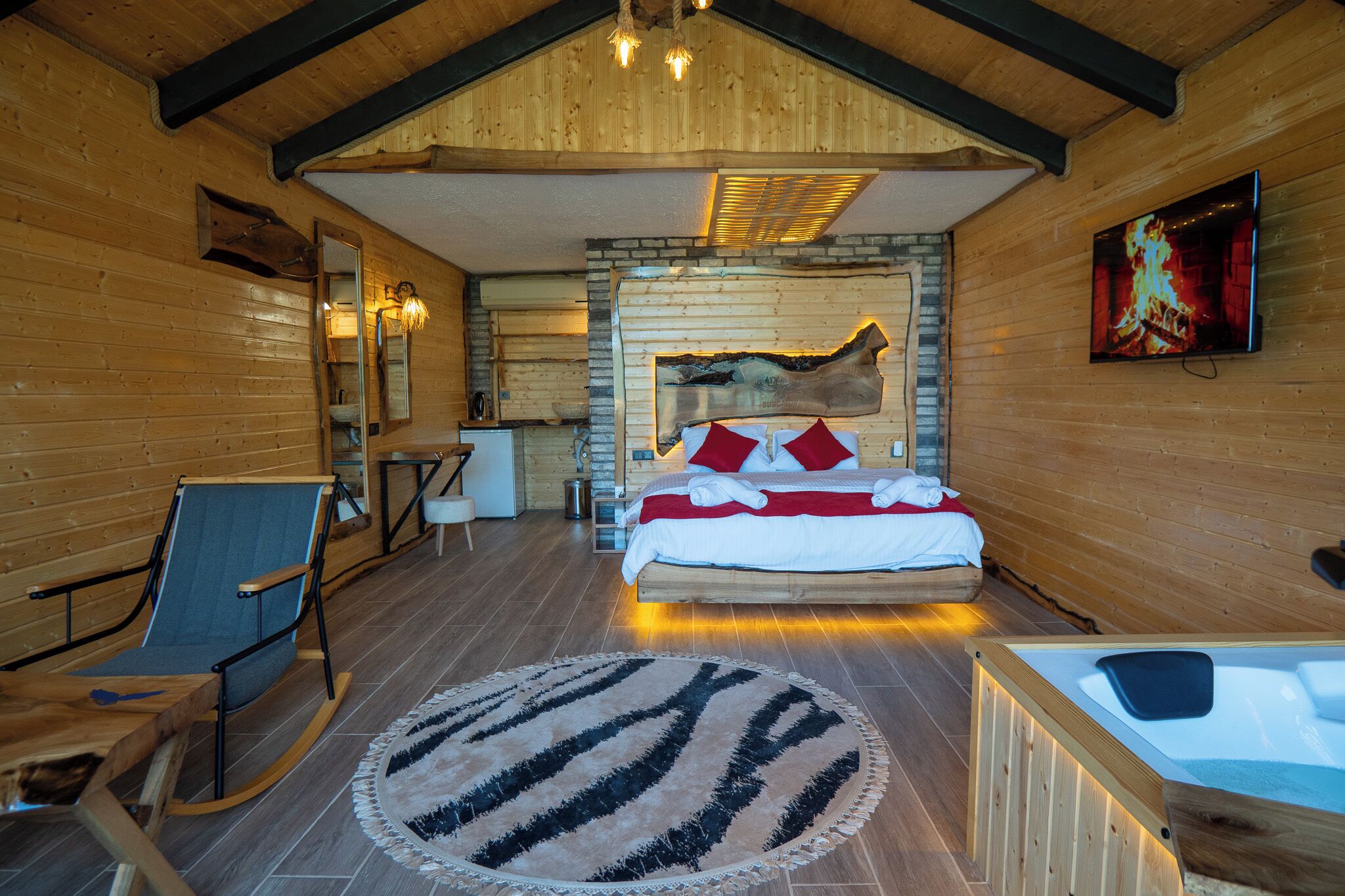 Suite, Mountain View