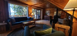 TV - Pine Camp*Seaplane/Boat Dock*Lake/Mountain View (Greenville)