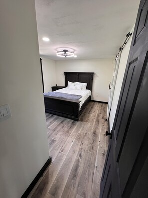 4 bedrooms, iron/ironing board, travel cot, free WiFi