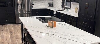 Red’s Baile Stunning Mexico Country Home, Bar, Games, Fitness, Pond & Fire pit.