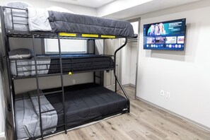 2 makuuhuonetta, Wi-Fi, vuodevaatteet