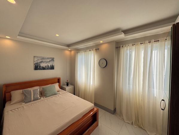 2 bedrooms, WiFi, bed sheets