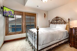 8 bedrooms, iron/ironing board, travel cot, free WiFi - Park City | KBM Resorts | Walk To Main Street And To Park City Mountain, Hot Tub, On Free Citywide Bus Route | 2 Units, 8 Bedrooms |  ML-1341 (Park City)