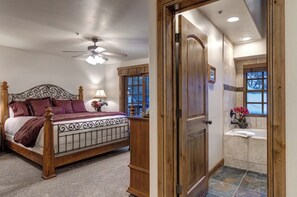 8 Schlafzimmer, Bügeleisen/Bügelbrett, Reisekinderbett, kostenloses WLAN