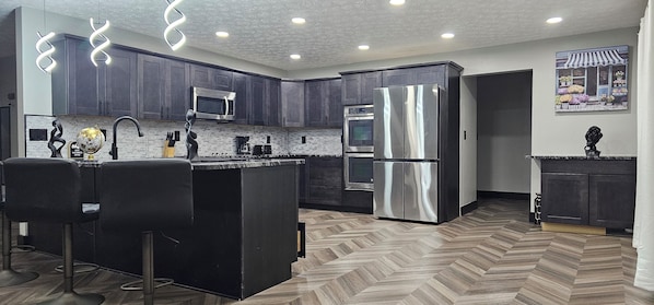 Microwave, oven, stovetop, dishwasher