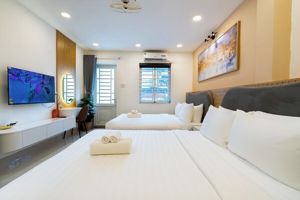 Quadruple Room, Balcony