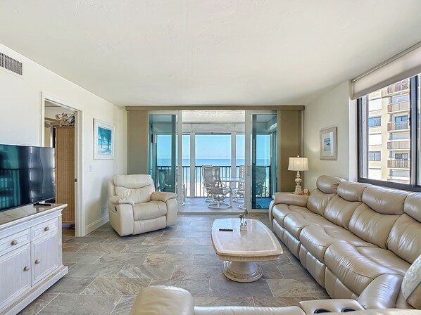 スマートテレビ、書斎 / ワークスペース