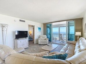 スマートテレビ、書斎 / ワークスペース