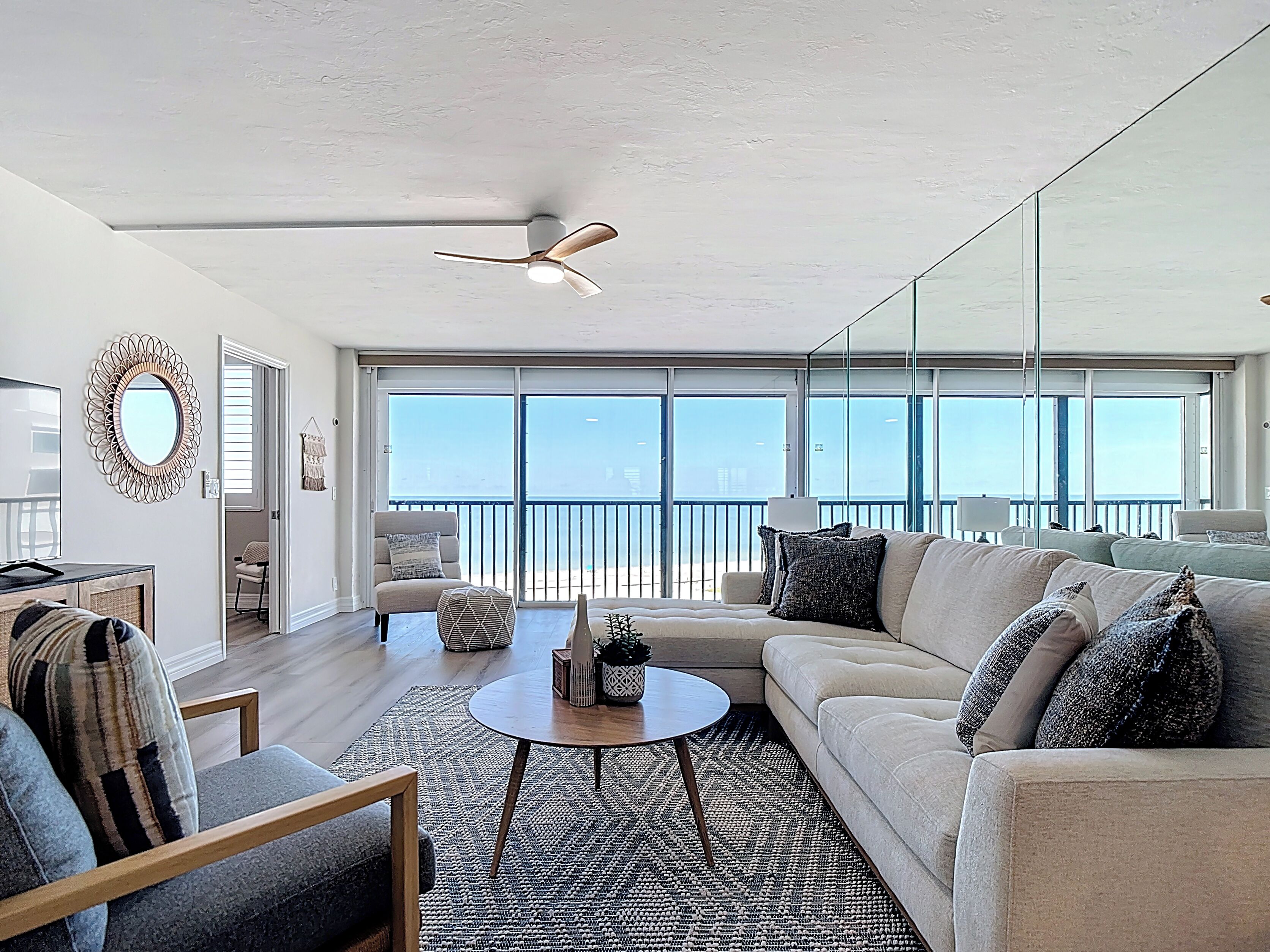 TV connectée, espaces bureaux