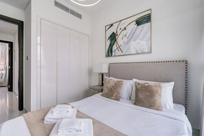 Premium Villa, City View